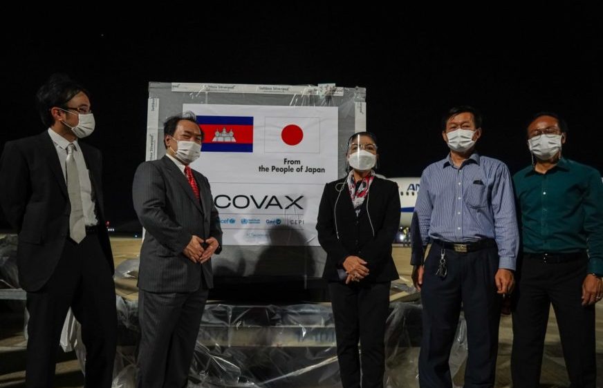 វ៉ាក់សាំង AstraZeneca​ របស់​ជប៉ុន​ចំនួន​៦៧​ម៉ឺន​ដូស​ទៀត បាន​មក​ដល់​កម្ពុជាហើយ