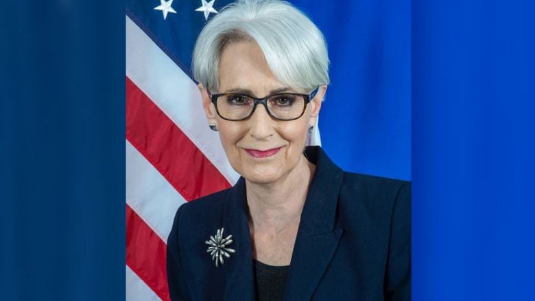 កម្លាំង​សមត្ថកិច្ច​កំពុង​ស្វែងរក​មន្ត្រី​អាវុធហត្ថ​ម្នាក់​ ដែល​ចាក់​ប្រពន្ធ​រងរបួស​ធ្ងន់​នៅ​ខេត្ត​កំពង់​ធំ