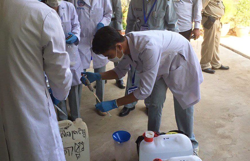 រដ្ឋ​មន្ត្រី​​ជំរុញ​​អាជ្ញាធ​រ​ឱ្យ​ផ្អាក​​អាជីវ​កម្ម​បិត​​ស្រា​ដែល​គ្មាន​បច្ចេក​ទេស​ ក្រោយ​មាន​មនុស្ស​ស្លាប់​ជា​បន្ត​បន្ទាប់