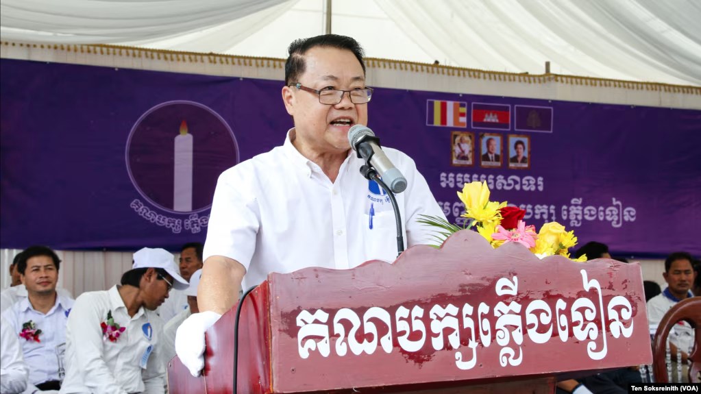 តុលាការ​សម្រេច​ឱ្យ​លោក ទាវ វណ្ណុល សង​ជំងឺ​ចិត្ត​រដ្ឋាភិបាល​កម្ពុជា​ប្រមាណ​​១លាន​៥សែនដុល្លារ 