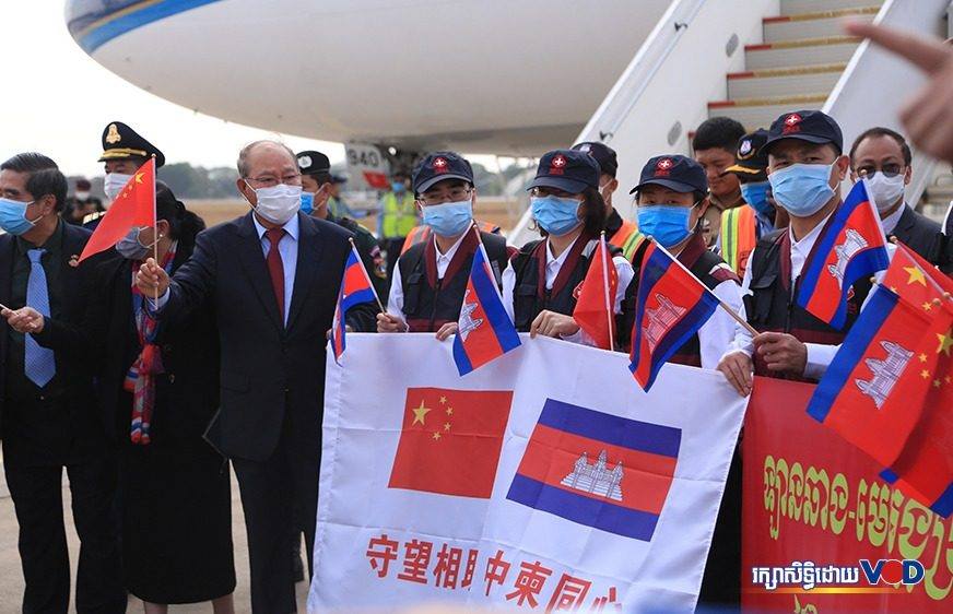 កម្ពុជា​ត្រៀម​​វ៉ាក់សាំង​​ប្រឆាំង​​កូ​វីដ​១៩​ចំនួន​២០​លា​ន​ដូស​ សម្រាប់​​ចាក់​​ជូន​​ពលរដ្ឋ​​