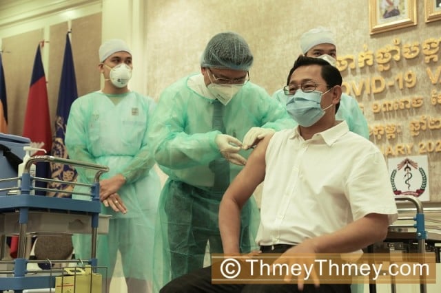 អ្នកចាក់វ៉ាក់សាំងស៊ីណូហ្វាមនៅកម្ពុជាមានប្រមាណ៤,៥ម៉ឺននាក់ហើយ